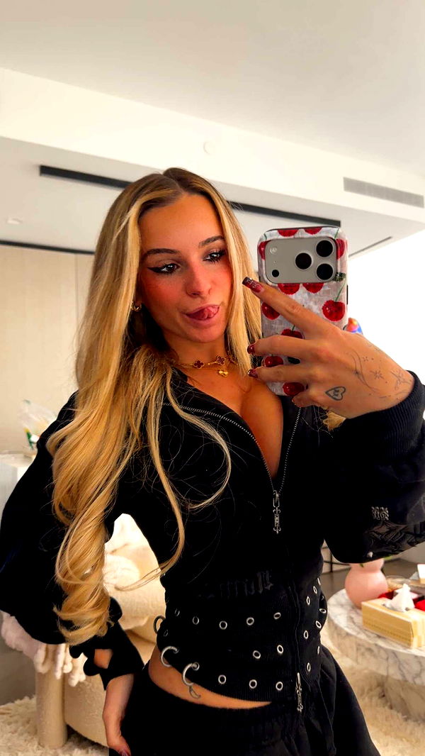 kaitlyn_krems image ~ Altpins