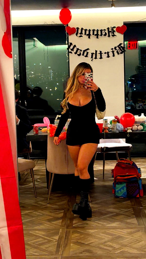 kaitlyn_krems image ~ Altpins