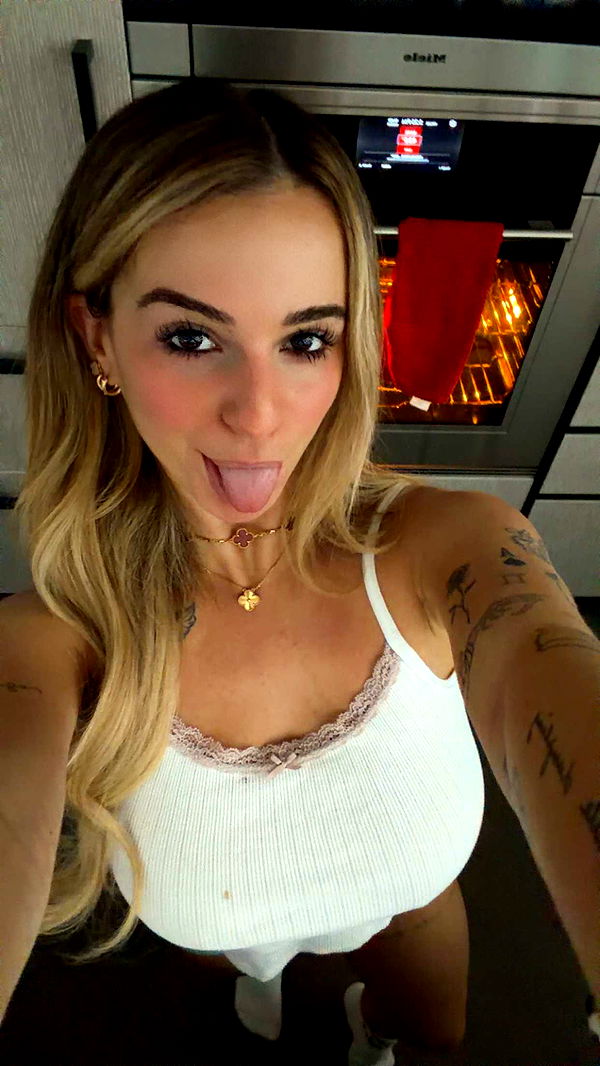 kaitlyn_krems image ~ Altpins