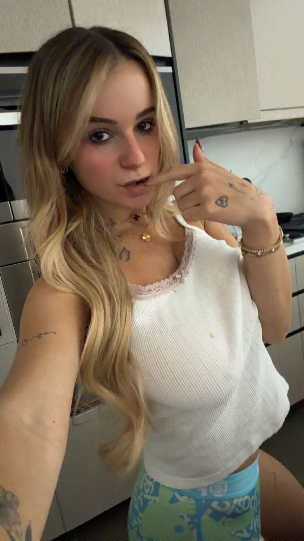 kaitlyn_krems snapchat image archive image