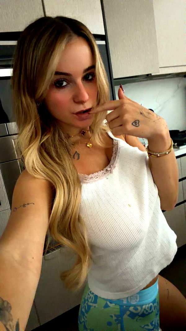 kaitlyn_krems image ~ Altpins