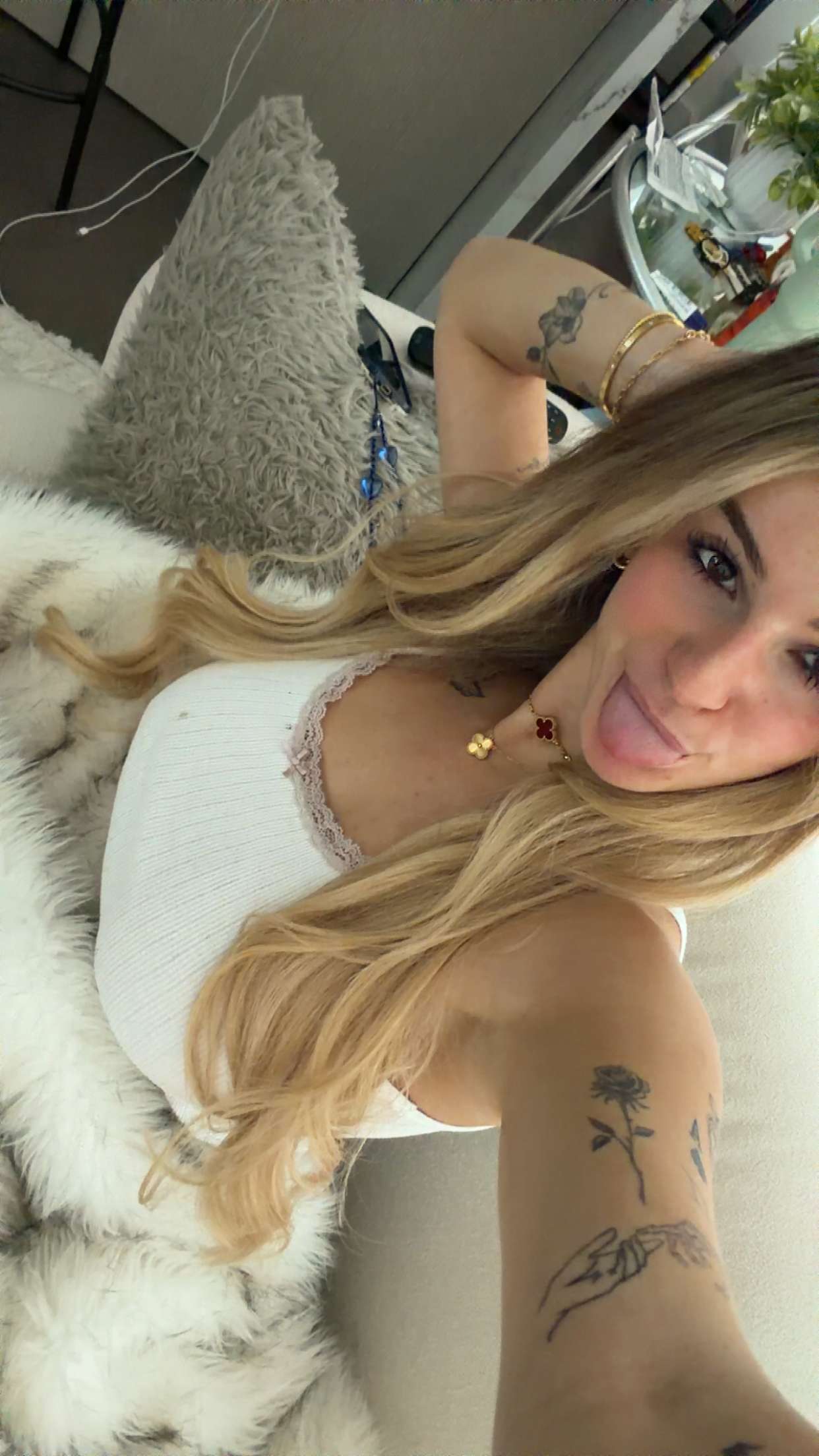 kaitlyn_krems snapchat image archive image