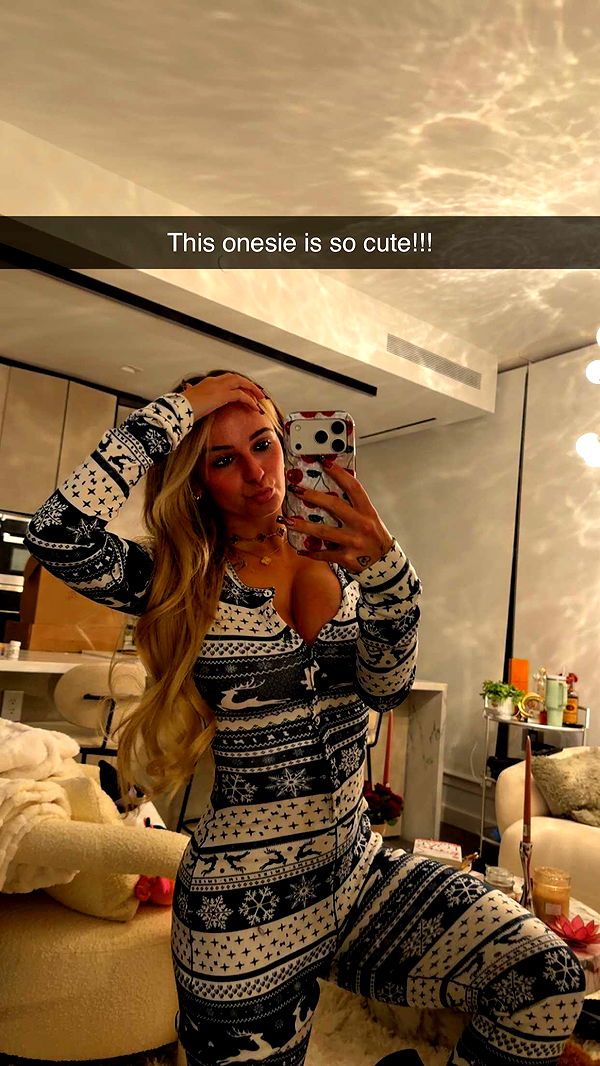 kaitlyn_krems image ~ Altpins