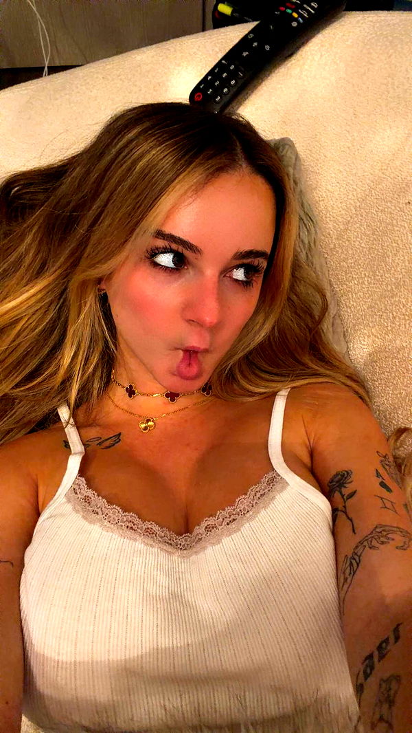 kaitlyn_krems image ~ Altpins