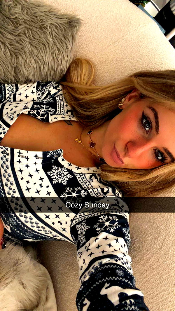 kaitlyn_krems image ~ Altpins