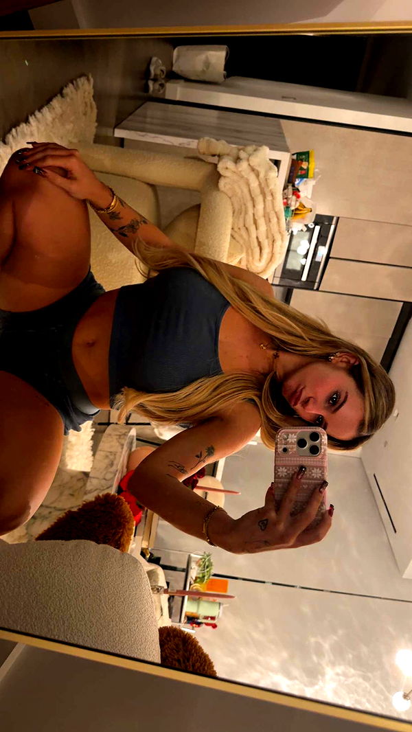 kaitlyn_krems image ~ Altpins