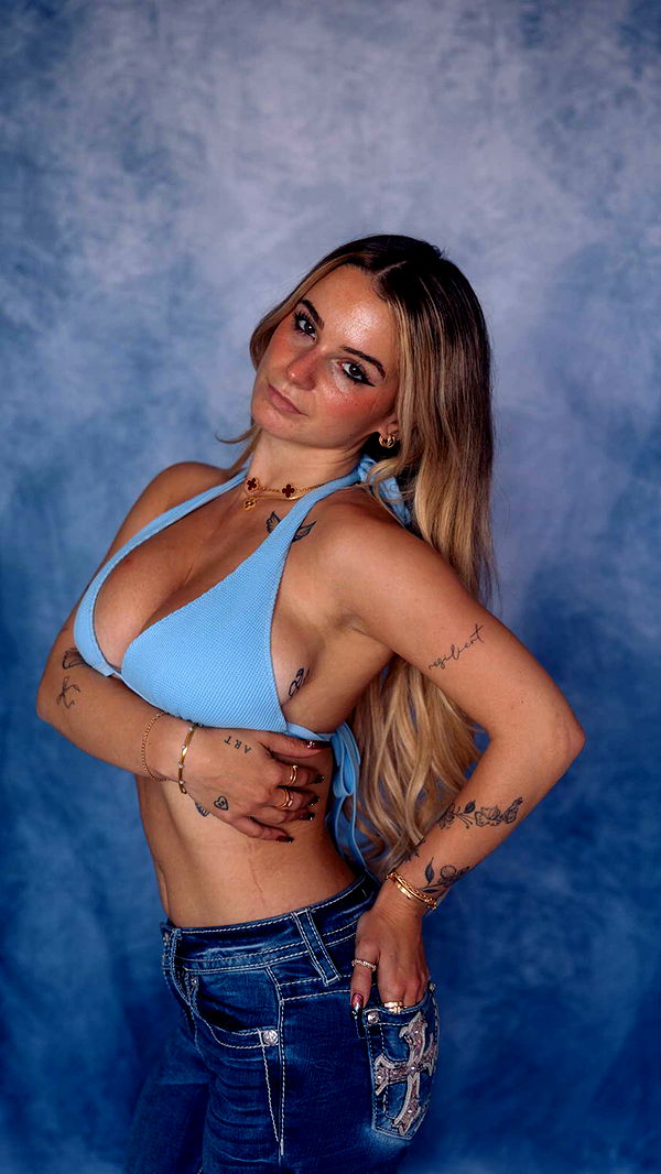 kaitlyn_krems image ~ Altpins