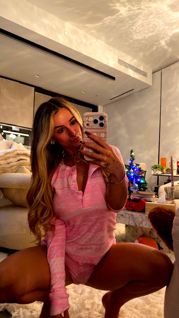 kaitlyn_krems image ~ Altpins