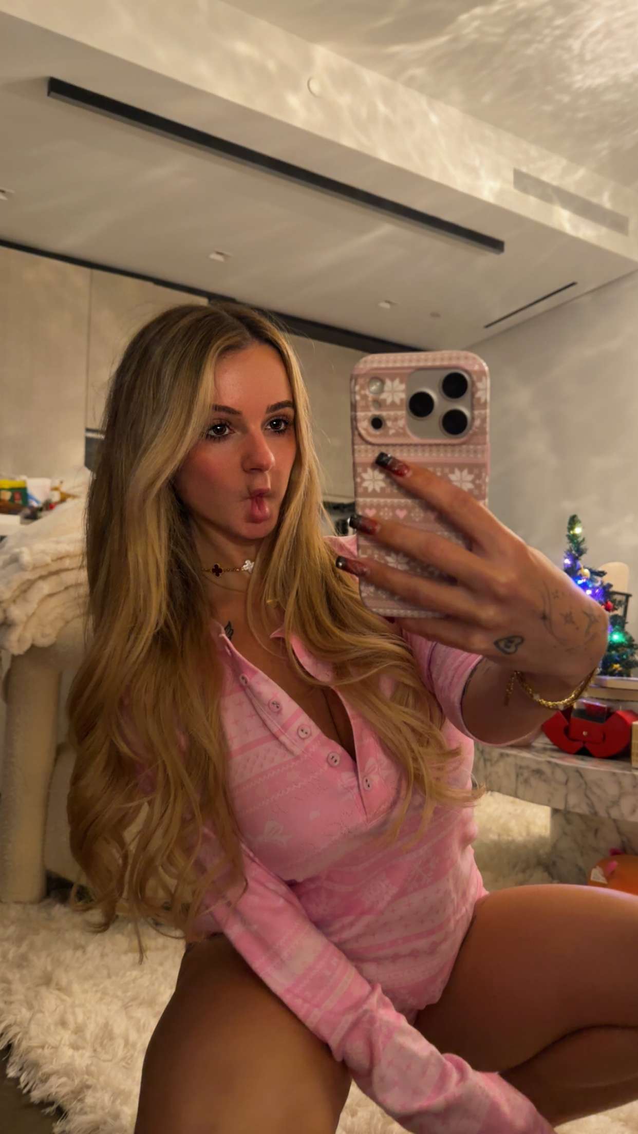 kaitlyn_krems snapchat image archive image