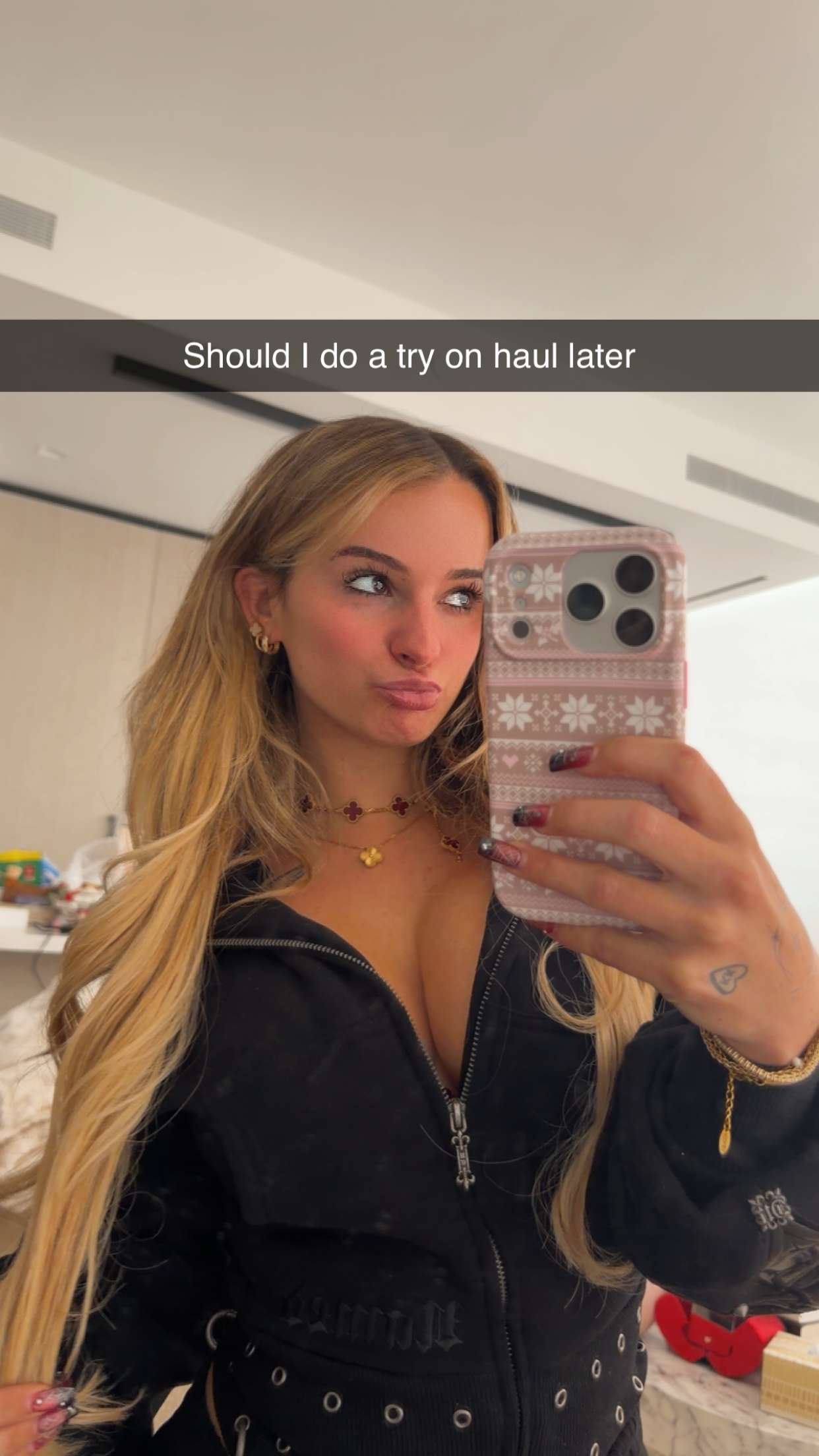 kaitlyn_krems snapchat image archive image