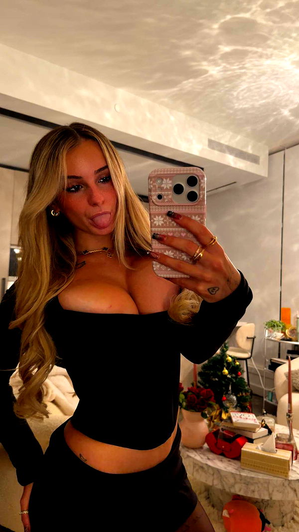 kaitlyn_krems image ~ Altpins