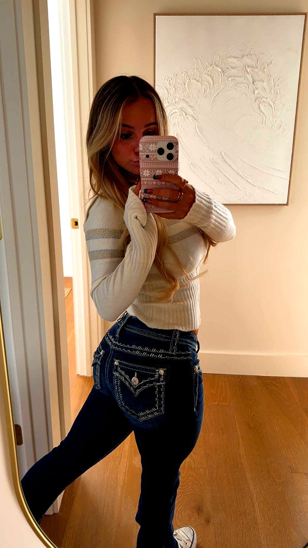 kaitlyn_krems image ~ Altpins