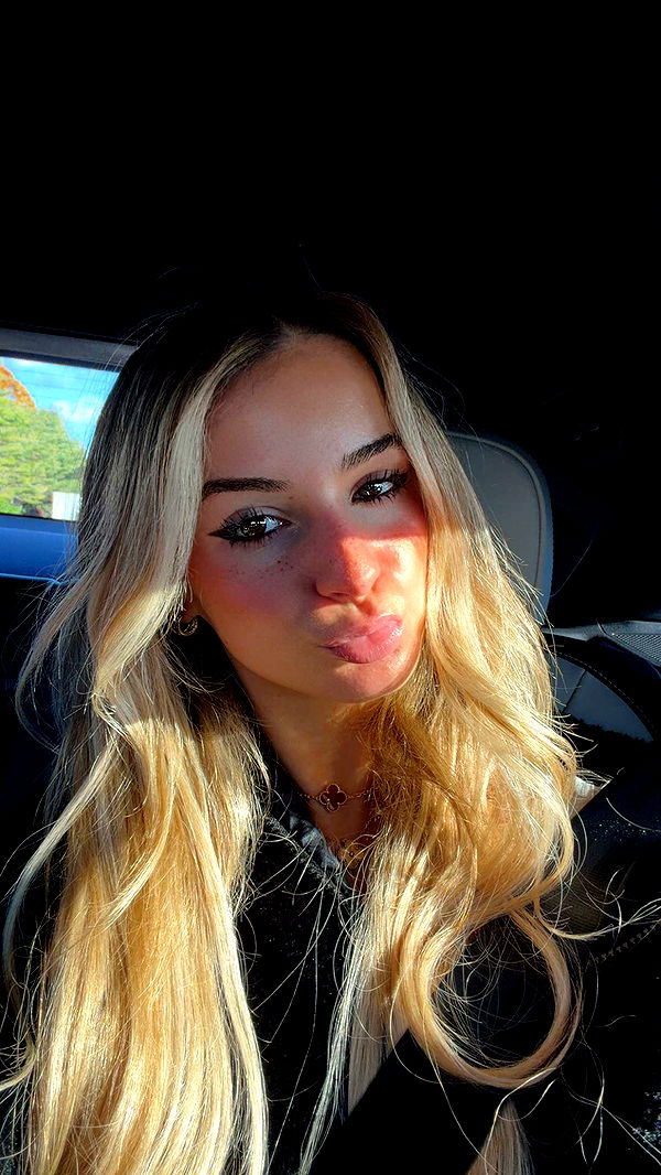 kaitlyn_krems image ~ Altpins