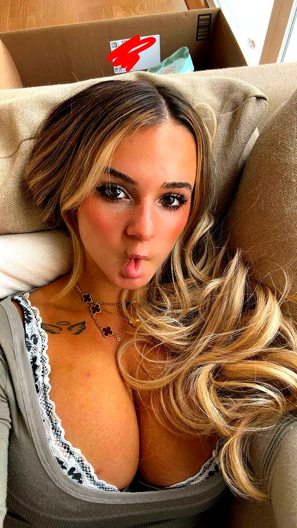 kaitlyn_krems image ~ Altpins