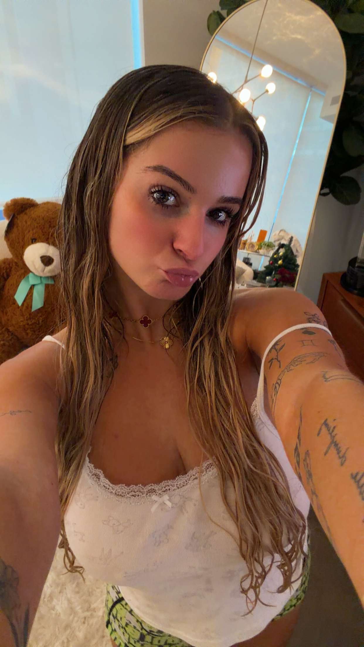 kaitlyn_krems snapchat image archive image