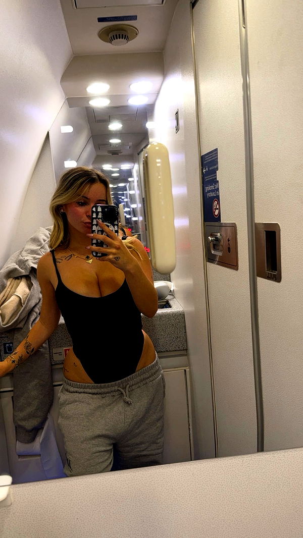 kaitlyn_krems image ~ Altpins