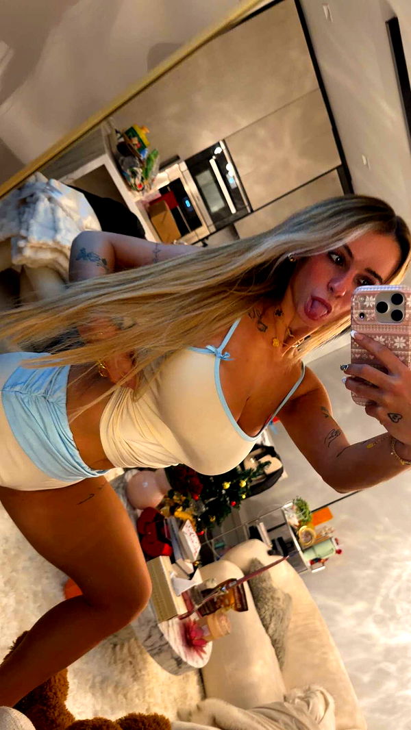 kaitlyn_krems image ~ Altpins