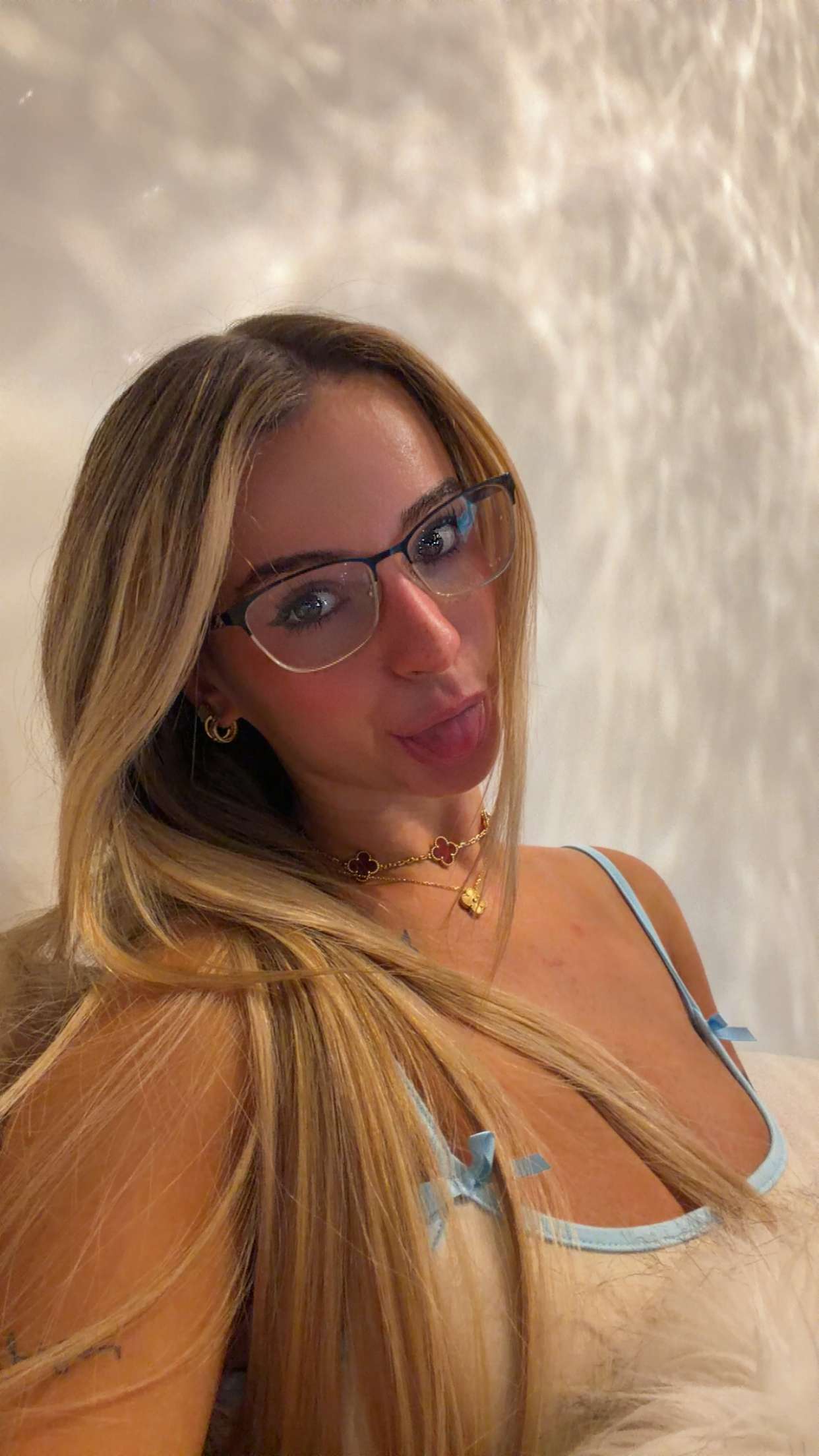 kaitlyn_krems snapchat image archive image