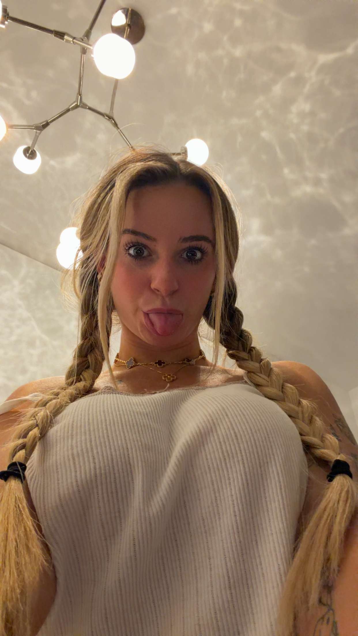 kaitlyn_krems snapchat image archive image