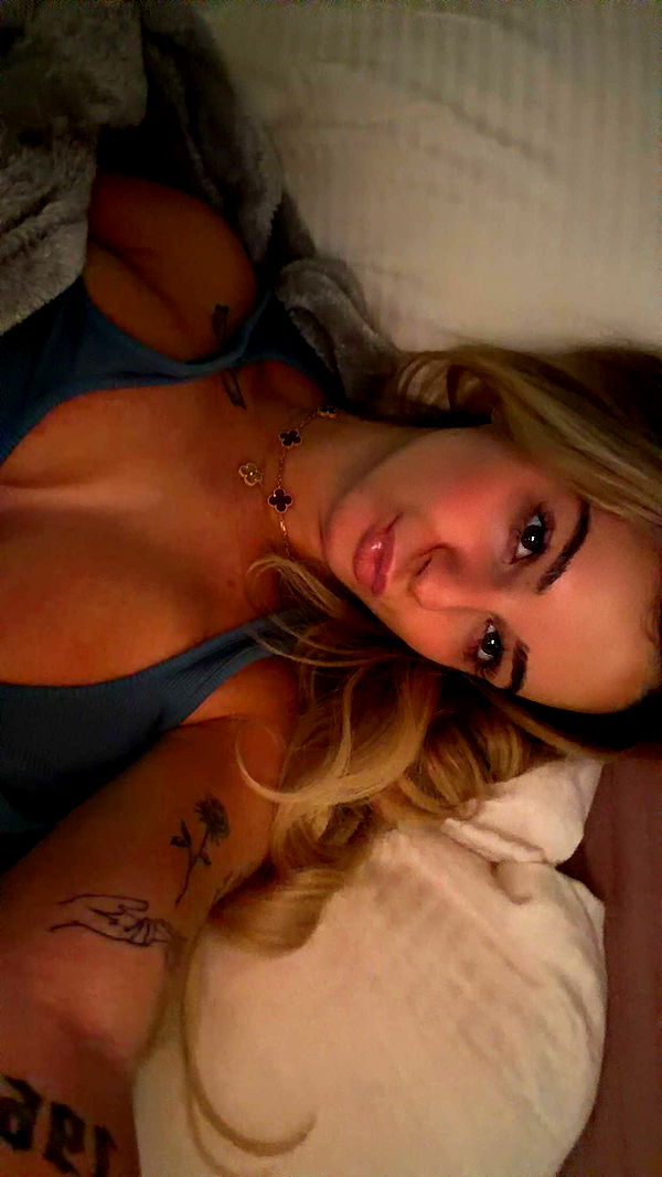 kaitlyn_krems image ~ Altpins