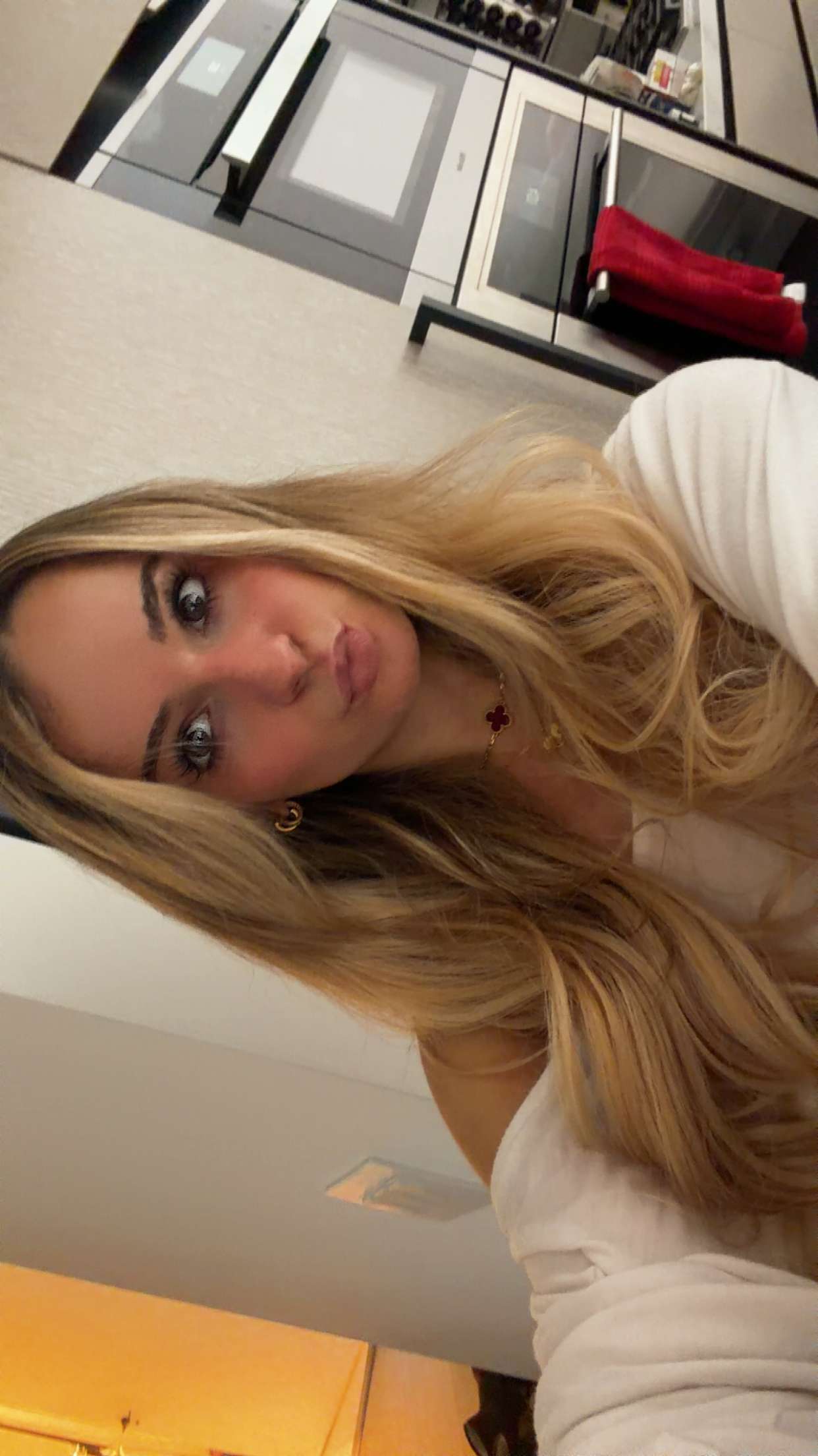 kaitlyn_krems snapchat image archive image