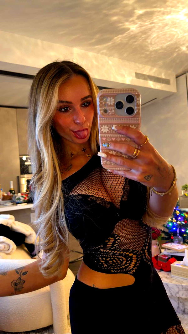 kaitlyn_krems image ~ Altpins