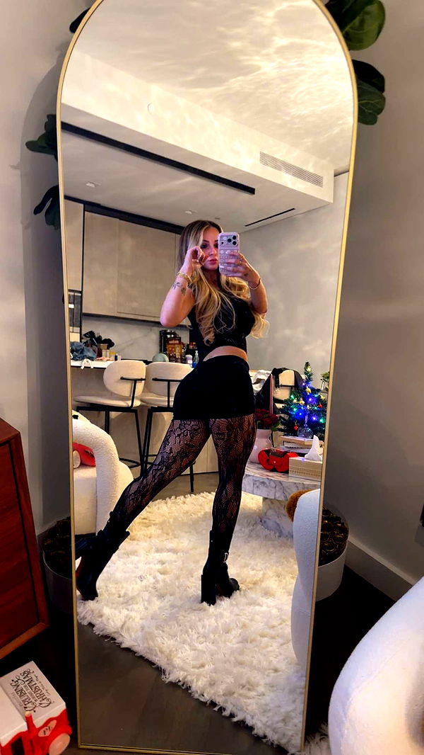 kaitlyn_krems image ~ Altpins