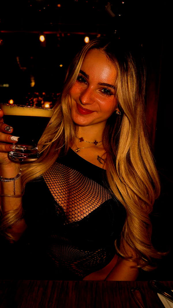 kaitlyn_krems image ~ Altpins