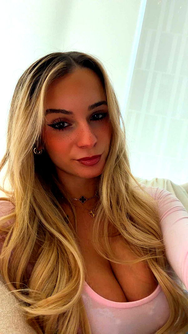 kaitlyn_krems image ~ Altpins