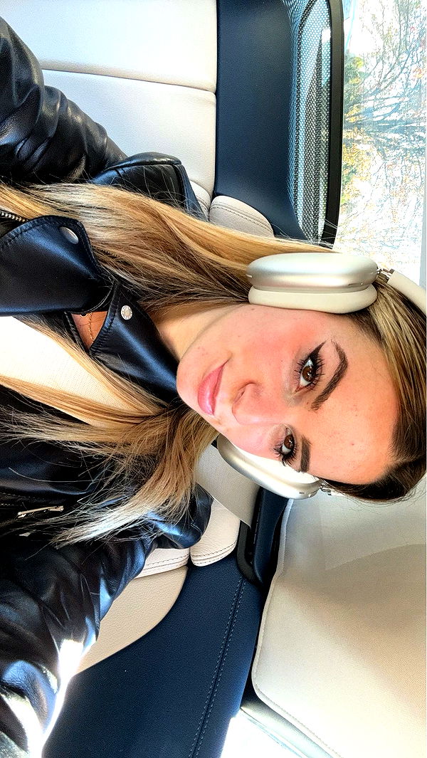 kaitlyn_krems image ~ Altpins