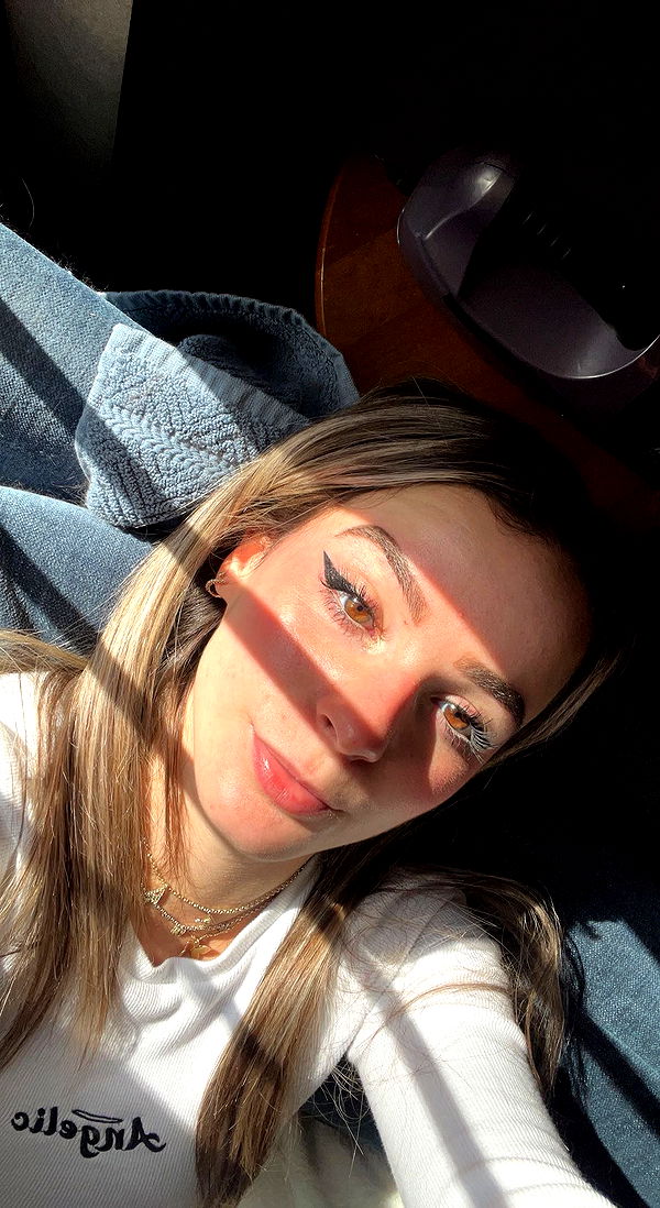 kaitlyn_krems image ~ Altpins