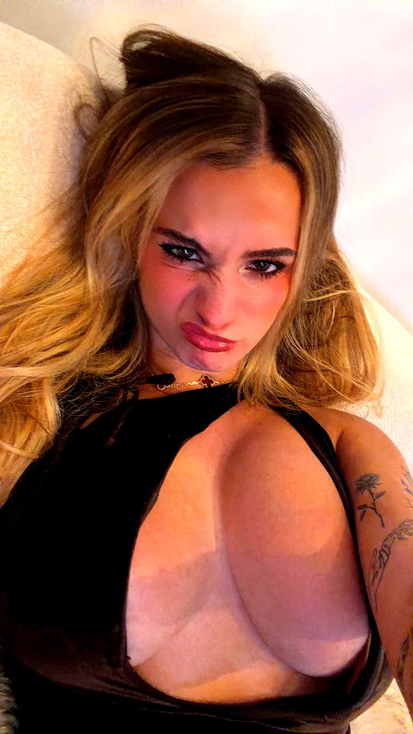 kaitlyn_krems image ~ Altpins