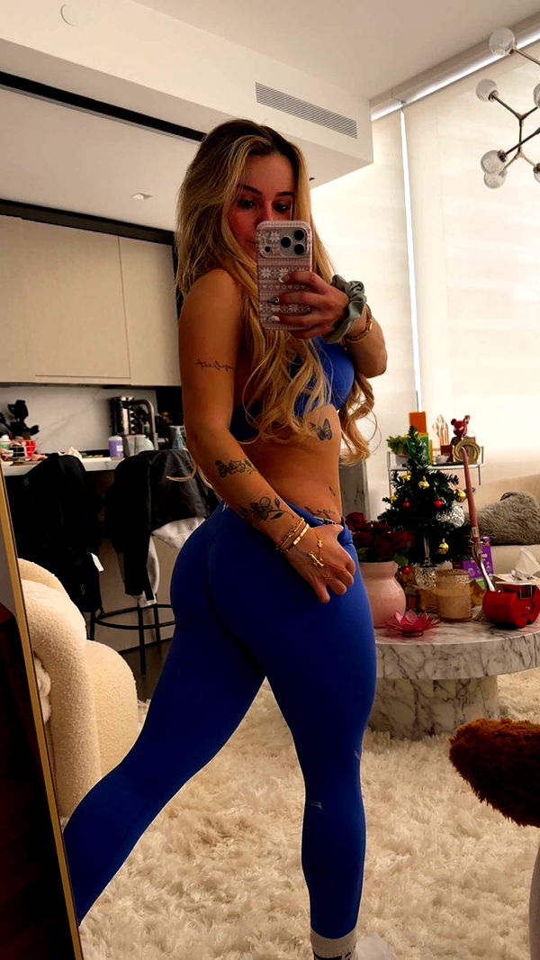 kaitlyn_krems image ~ Altpins