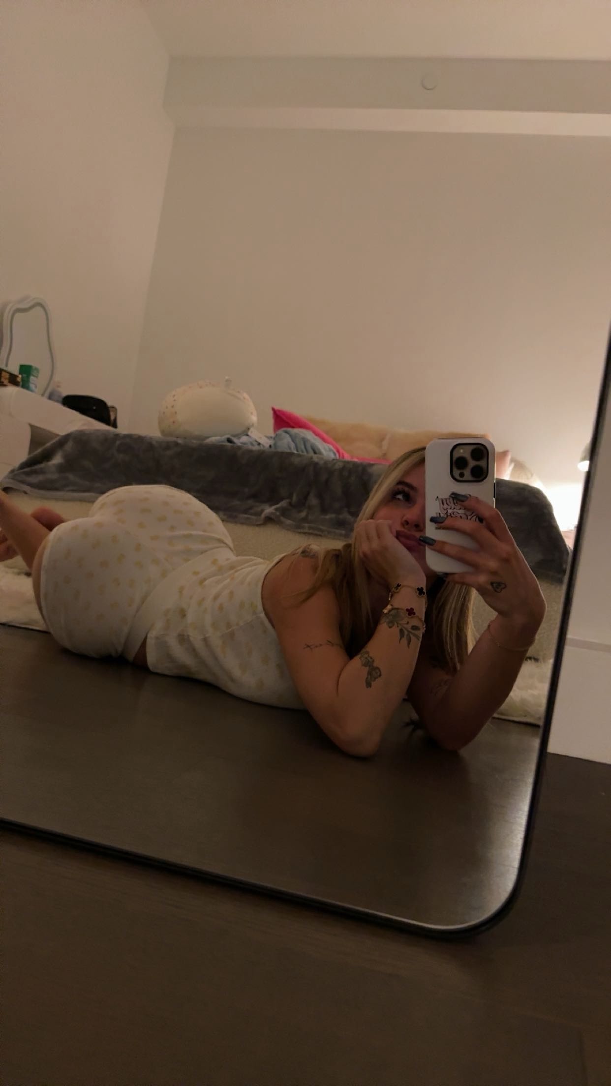 kaitlyn_krems snapchat image archive image