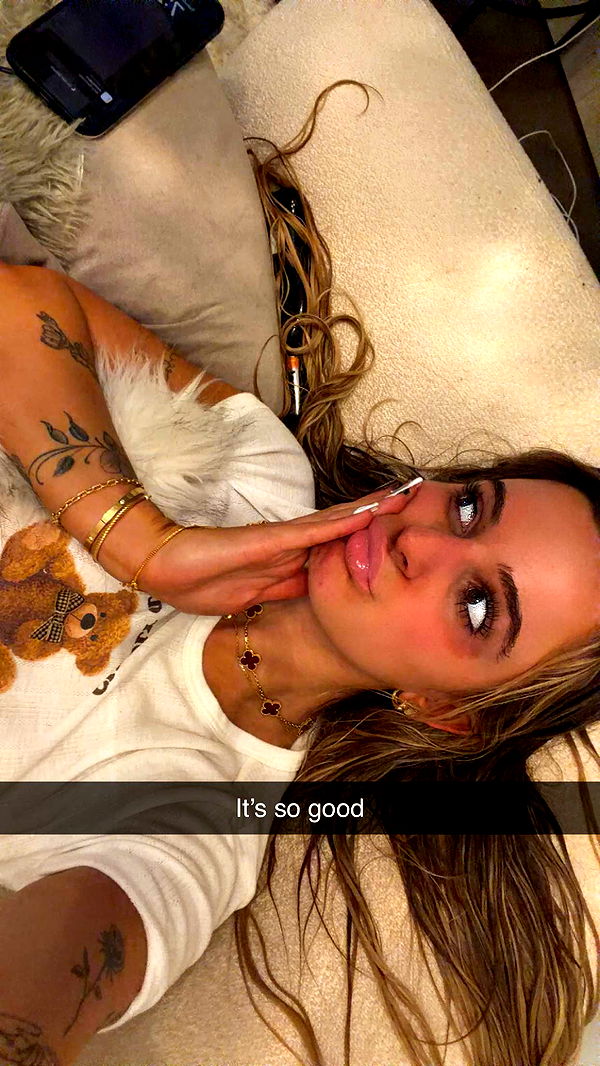 kaitlyn_krems image ~ Altpins