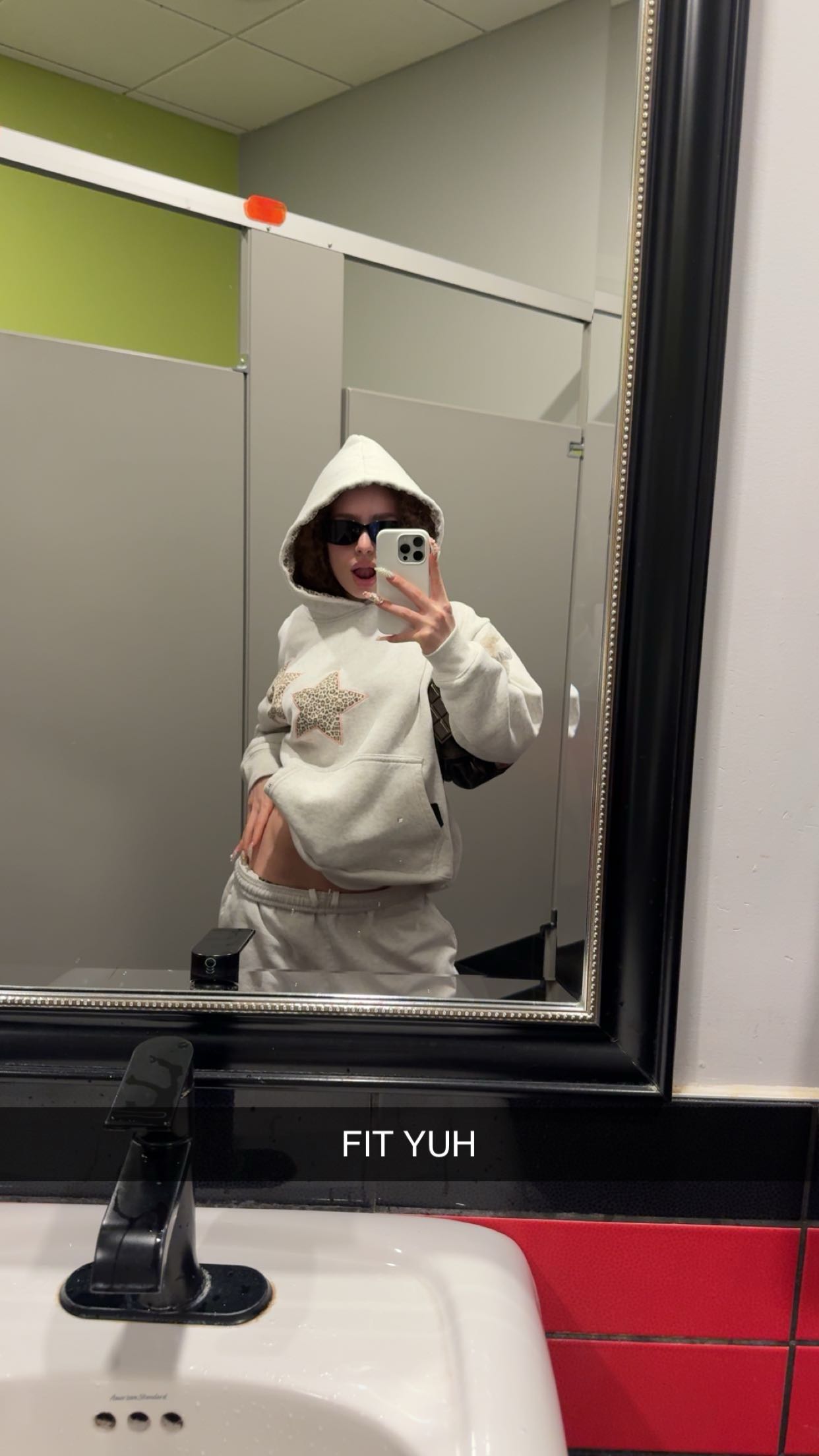 kalogeraseliana snapchat image archive image