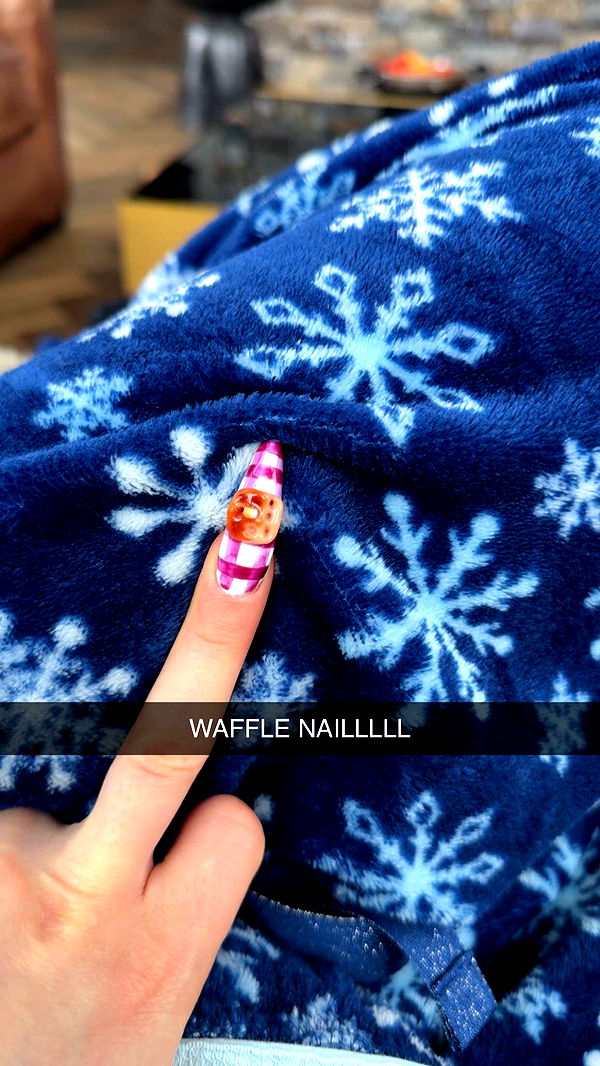 kalogeraseliana image ~ Altpins