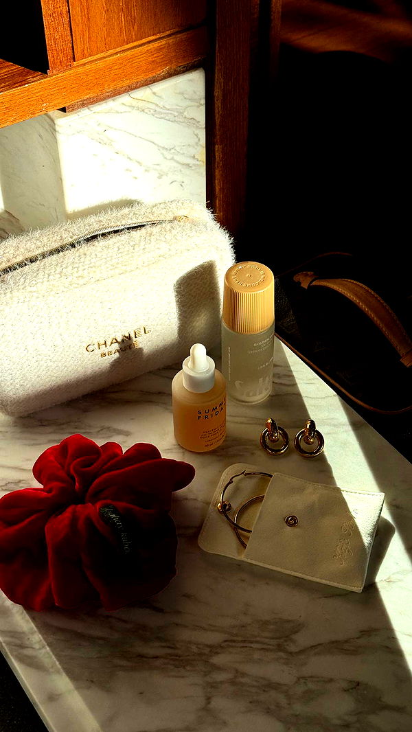 karajewelll image ~ Altpins