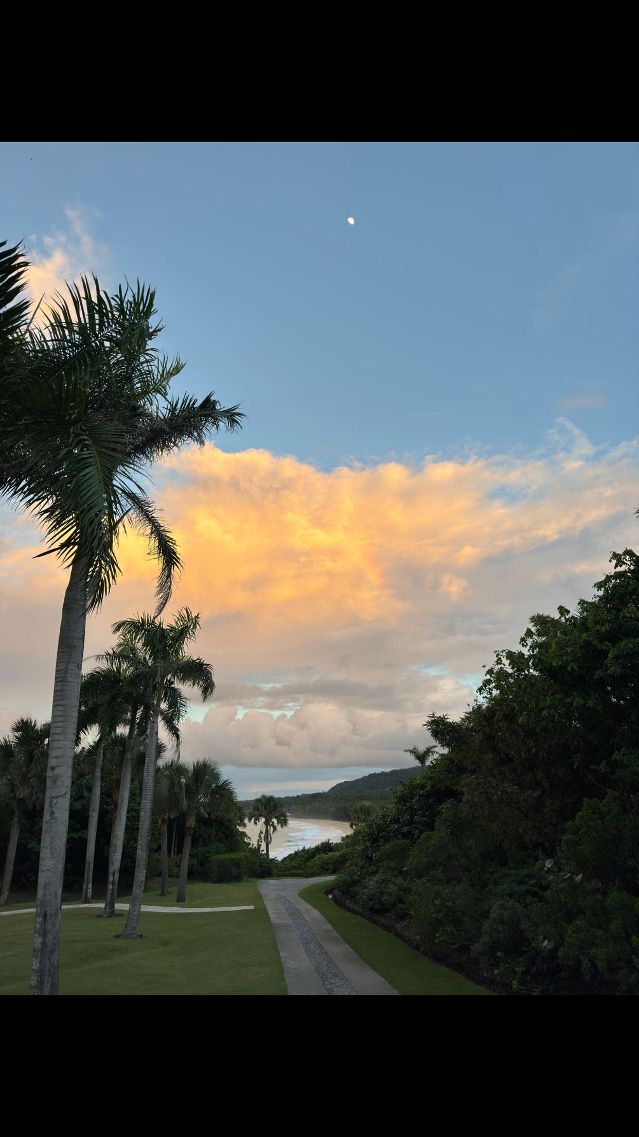 karajewelll snapchat image archive image