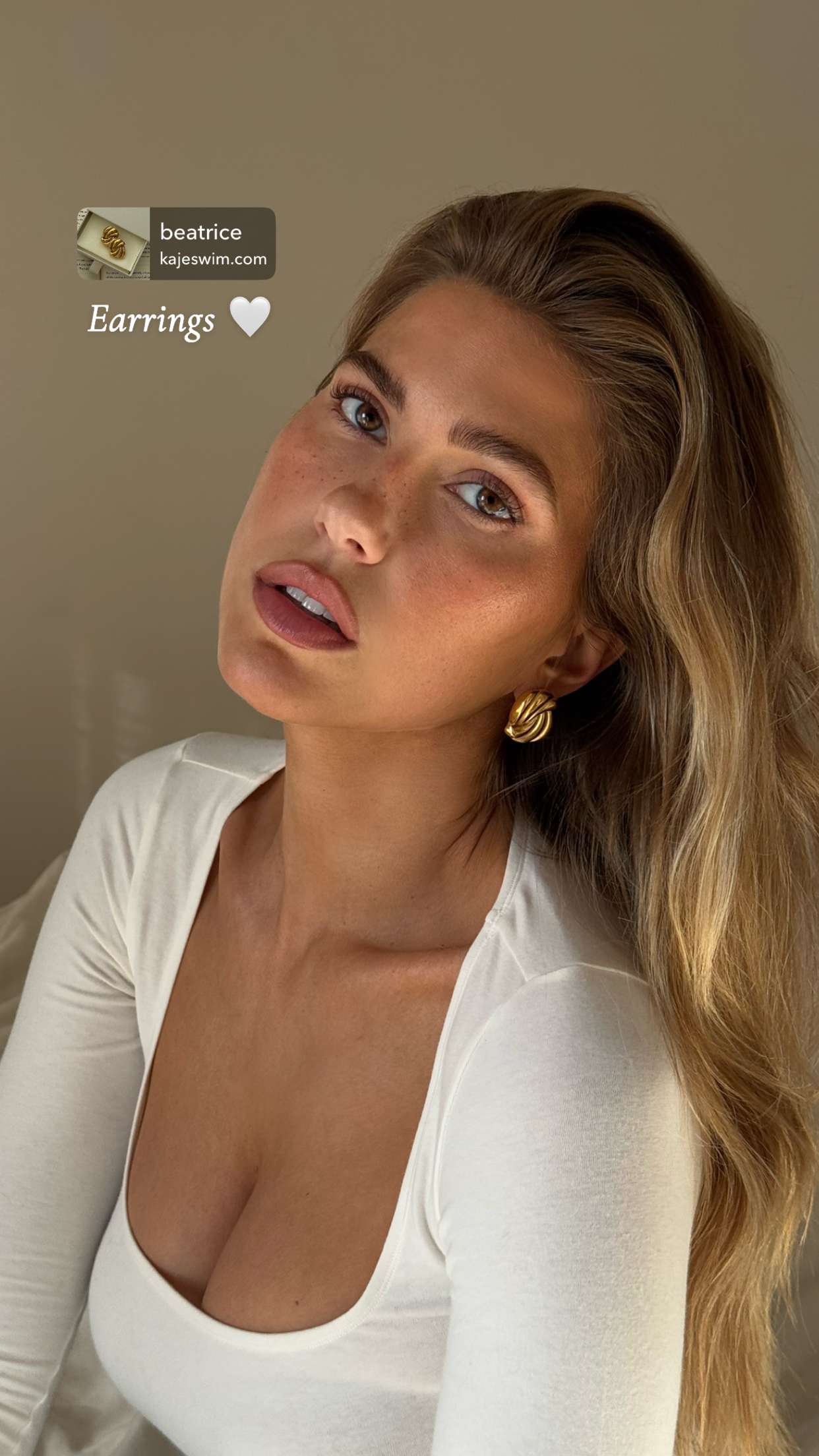 karajewelll snapchat image archive image