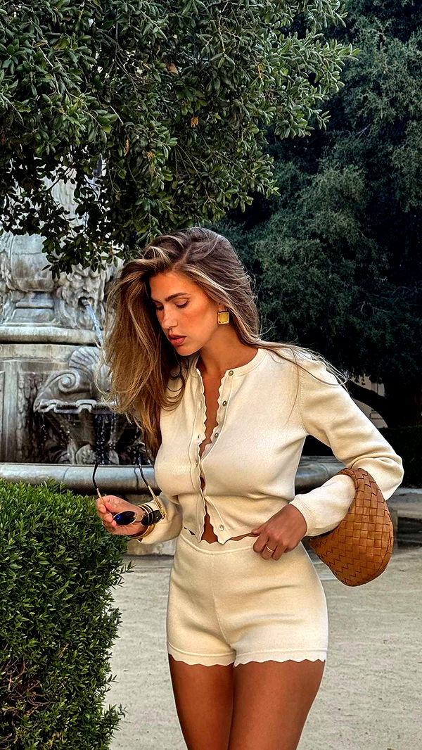 karajewelll image ~ Altpins