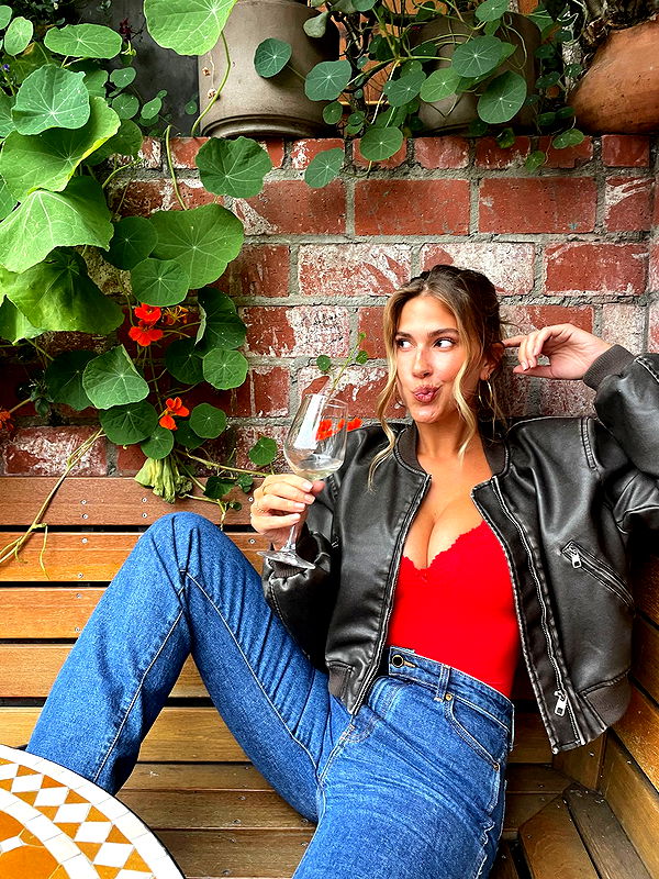 karajewelll image ~ Altpins