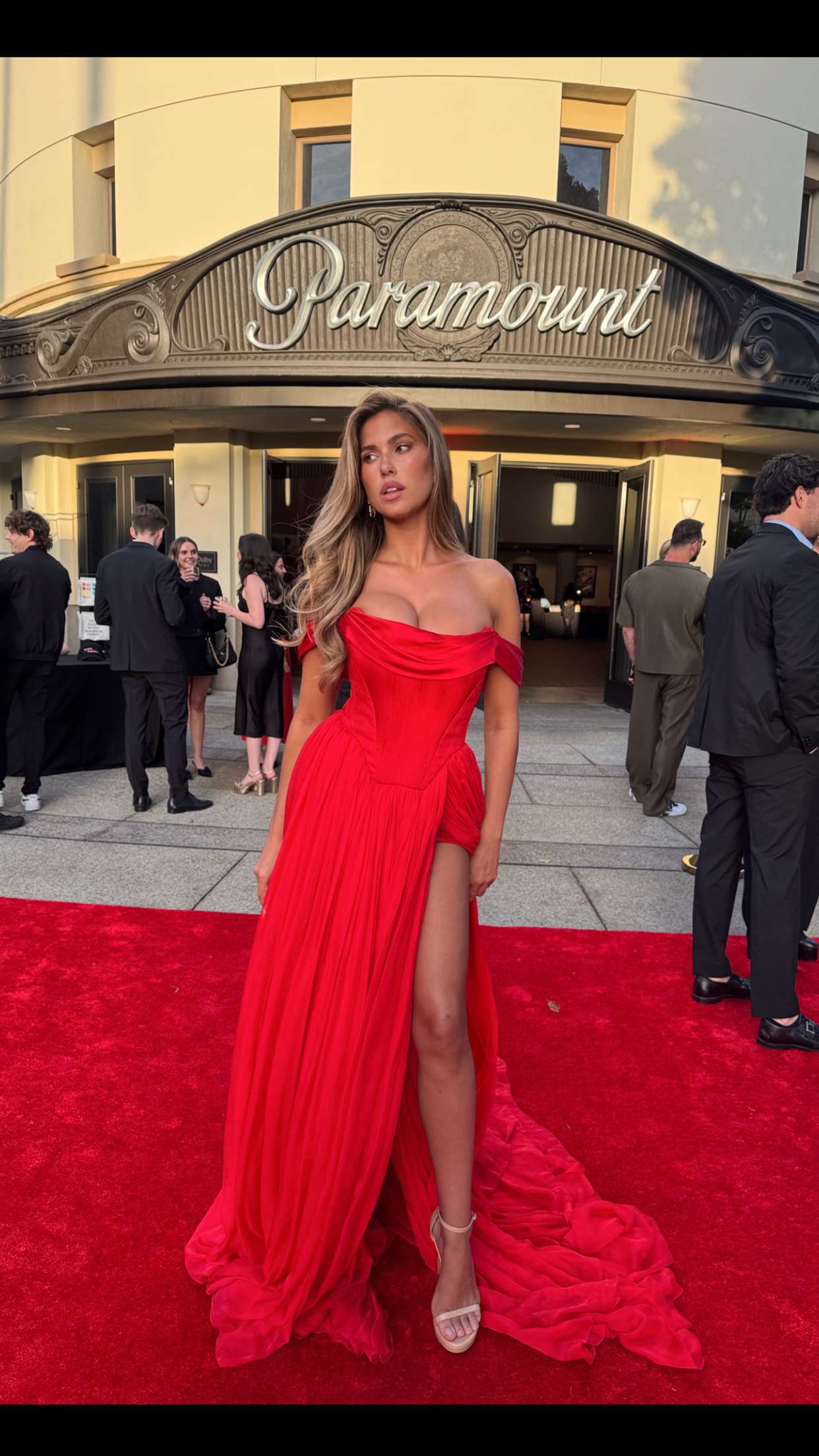 karajewelll snapchat image archive image