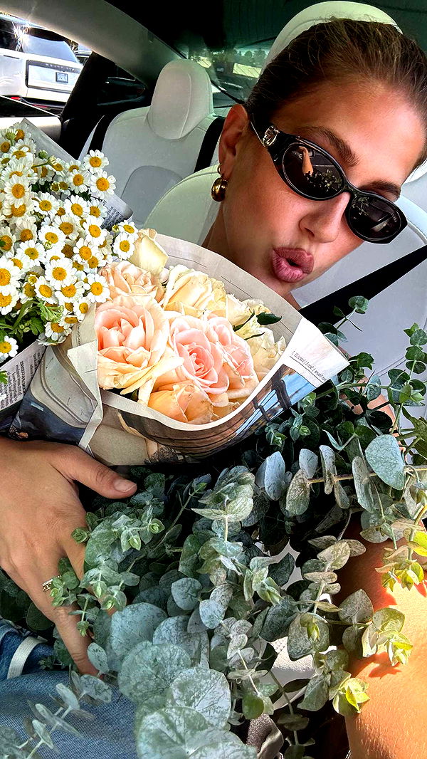 karajewelll image ~ Altpins