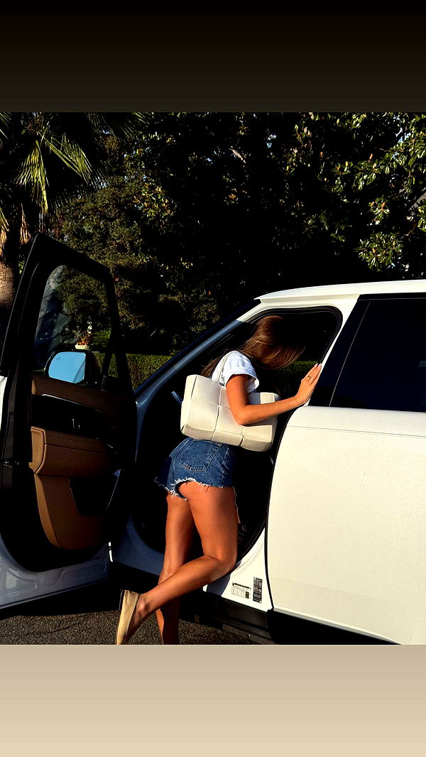 karajewelll image ~ Altpins