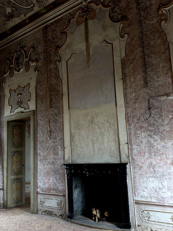 karajewelll image ~ Altpins