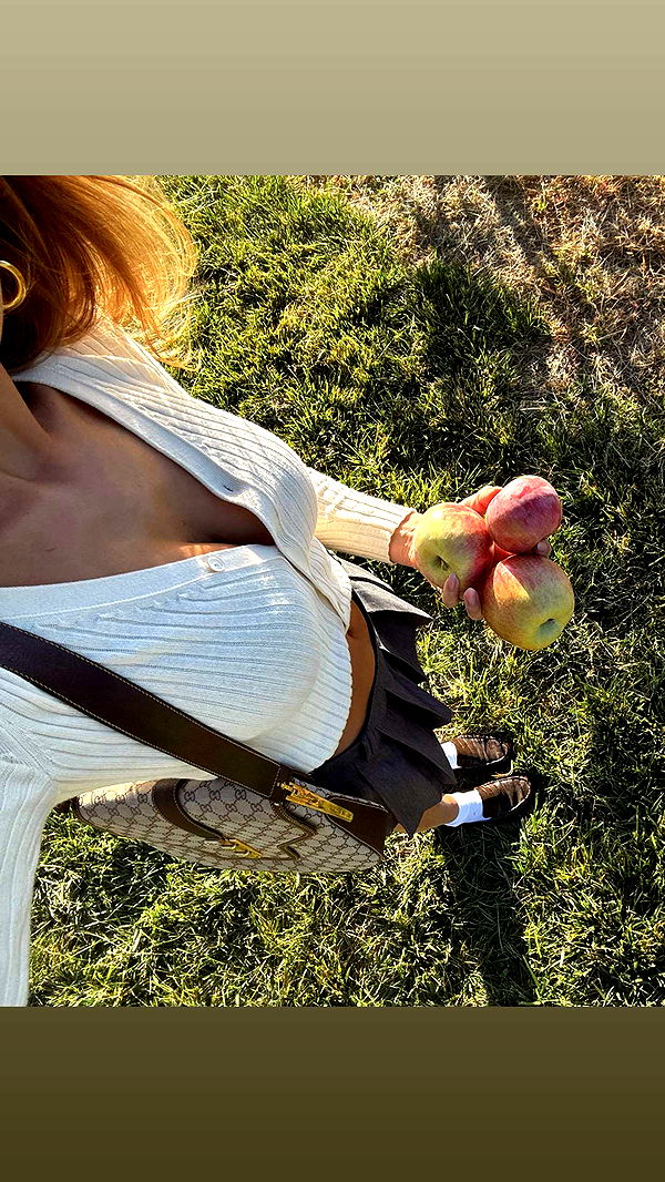 karajewelll image ~ Altpins