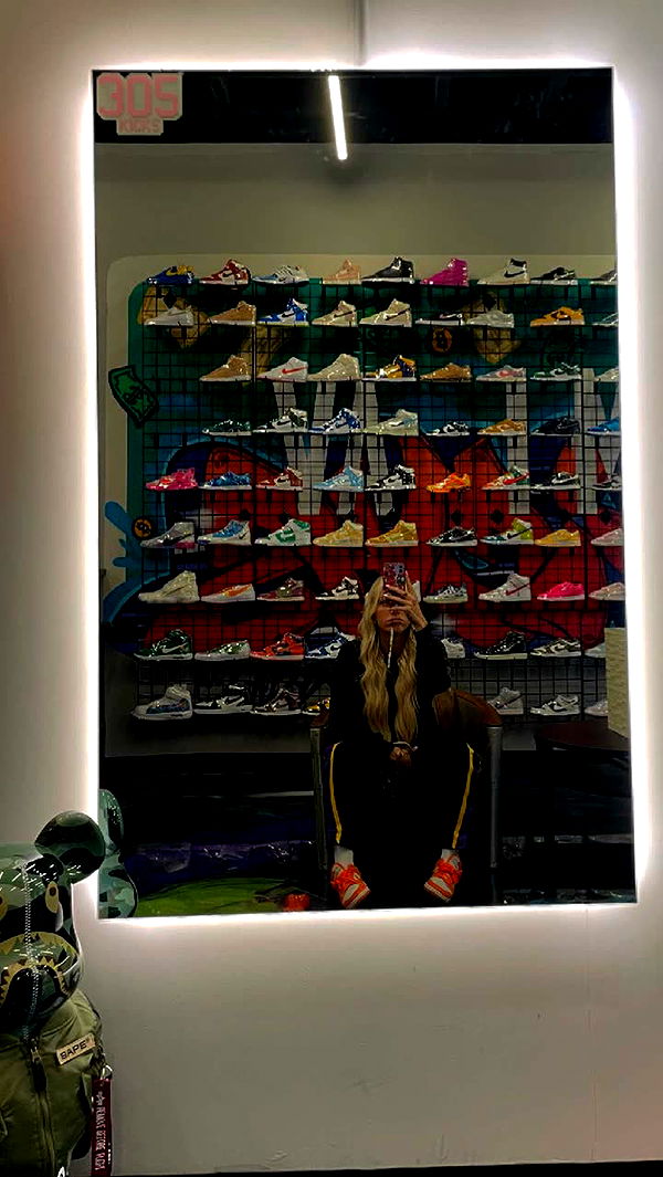 kaygcarlson image ~ Altpins