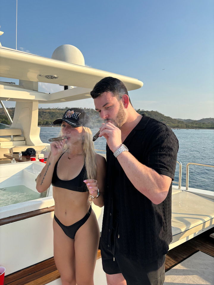 kaygcarlson snapchat image archive image