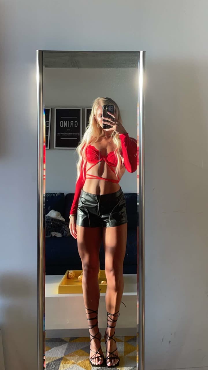 kaygcarlson snapchat image archive image